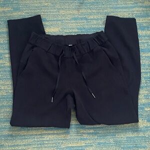 Lululemon Black Cropped Pants